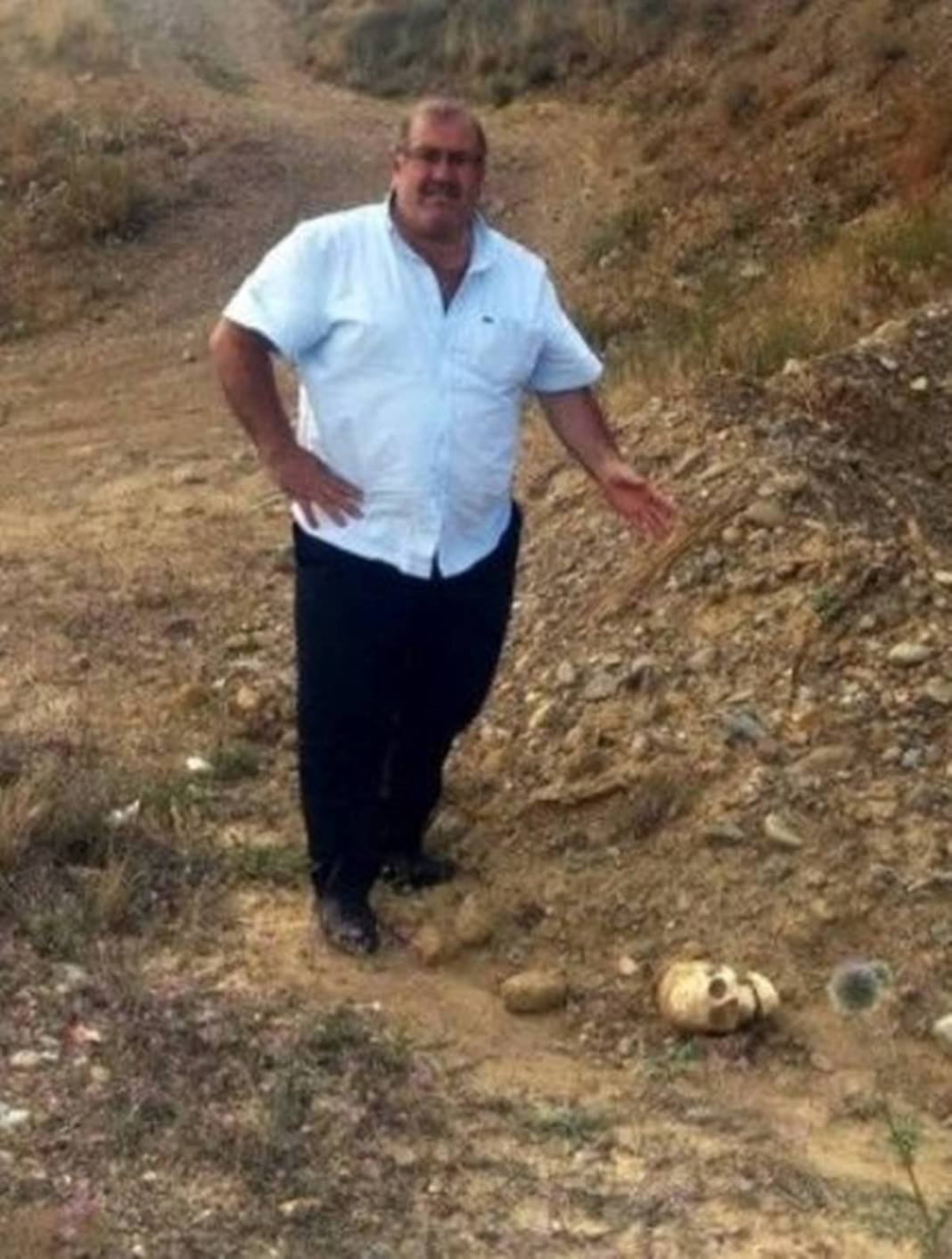 Toprak kayması sonrası korkutan manzara: Görür görmez polisi aradı! Önce morga, sonra Adli Tıp Kurumu'na gönderildi 9